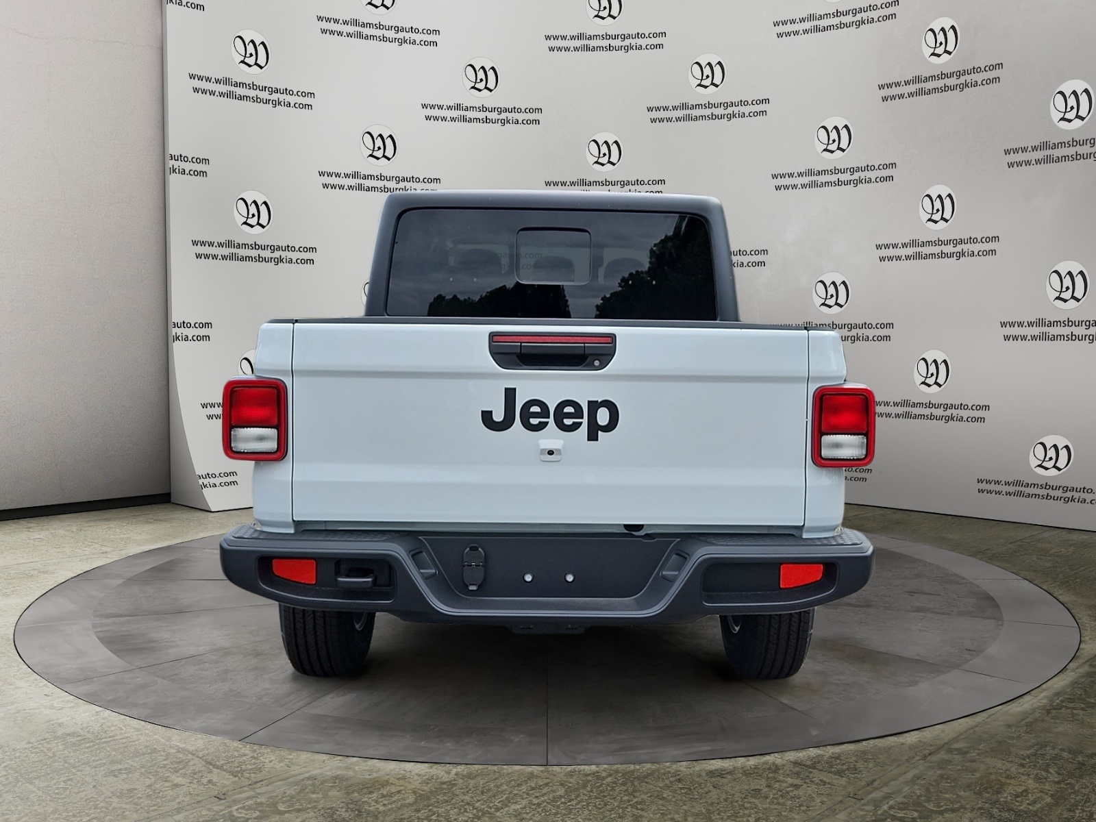 2025 Jeep Gladiator Sport S photo 4