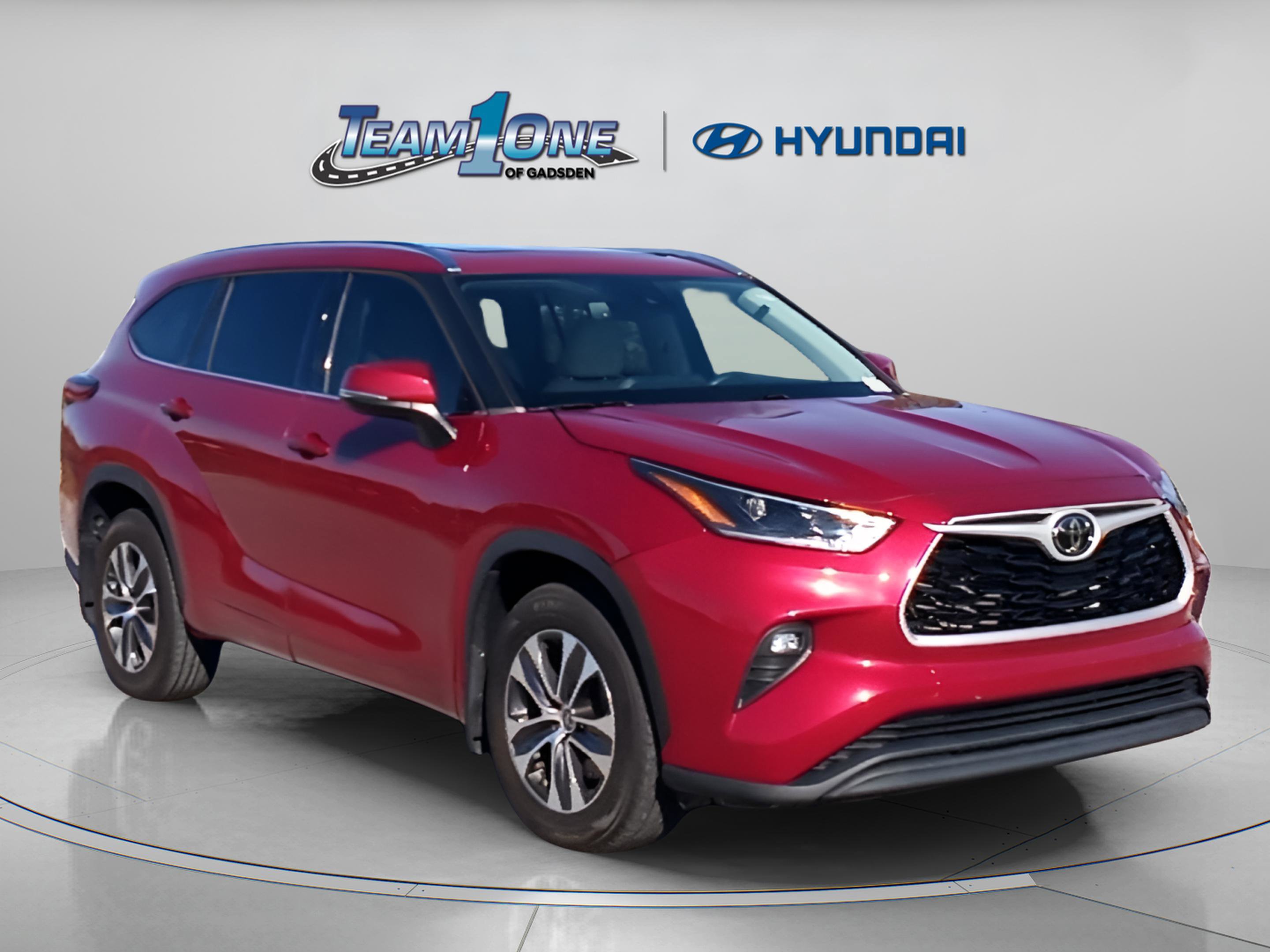 2021 Toyota Highlander XLE's photo