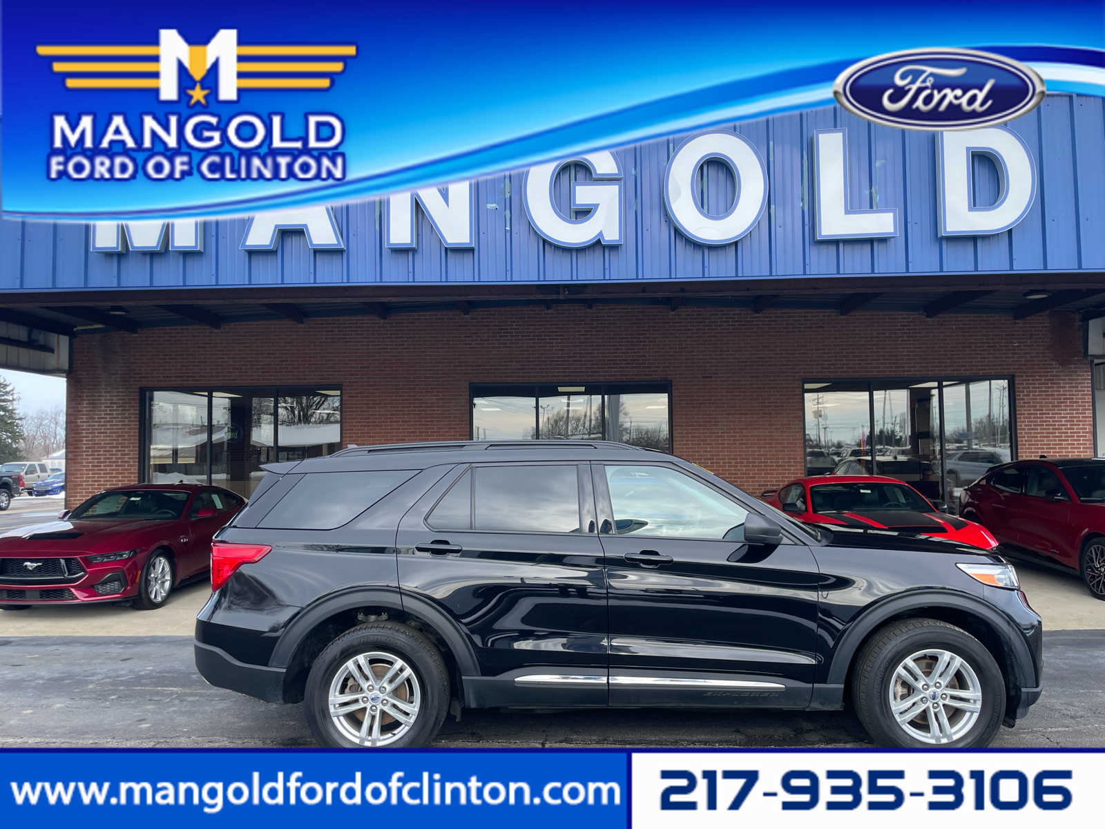 2023 Ford Explorer XLT's photo