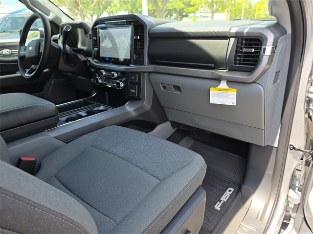 2024 Ford F-150 XLT photo 11