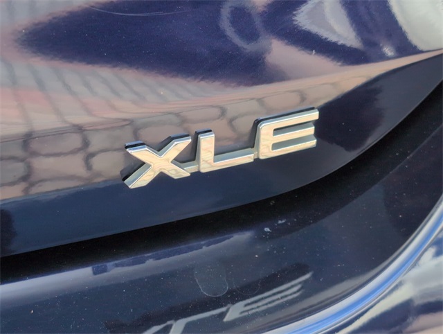2022 Toyota Highlander XLE photo 13