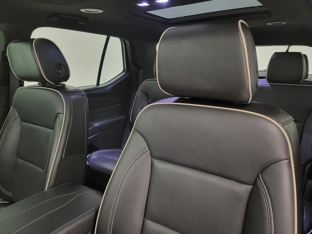 2022 Chevrolet Traverse Premier photo 29