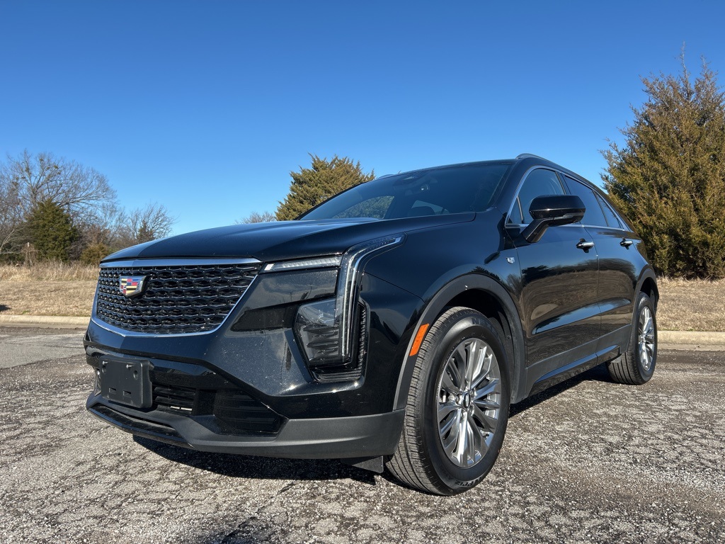 2025 Cadillac XT4 Premium Luxury's photo