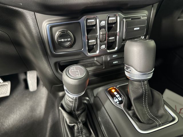 2025 Jeep Gladiator Sport photo 19