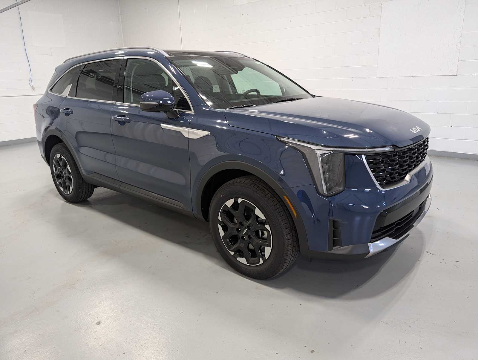 2026 Kia Sorento S photo 6