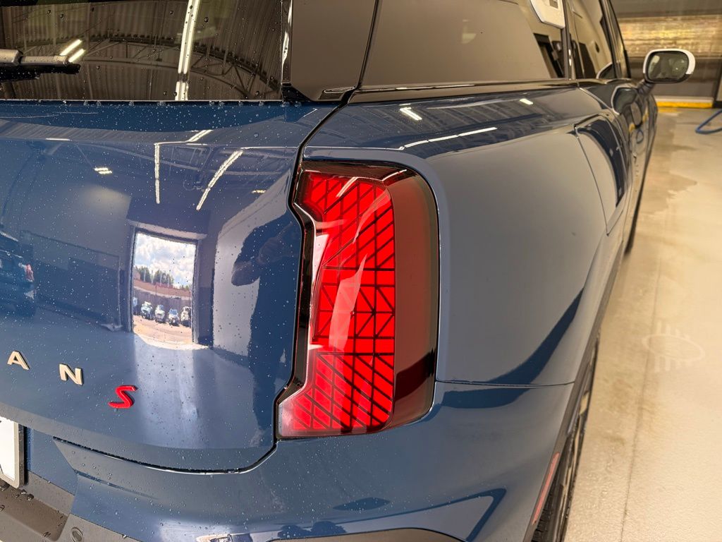 2025 Mini Countryman S ALL4 Iconic photo 4