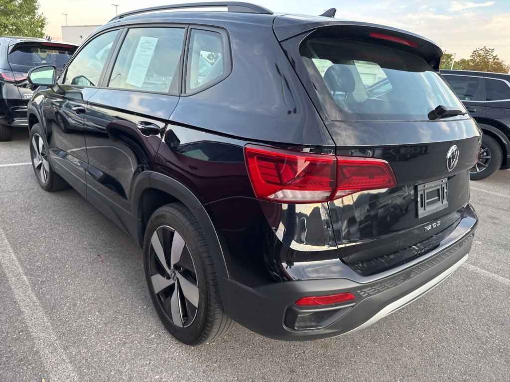 2024 Volkswagen Taos S photo 15