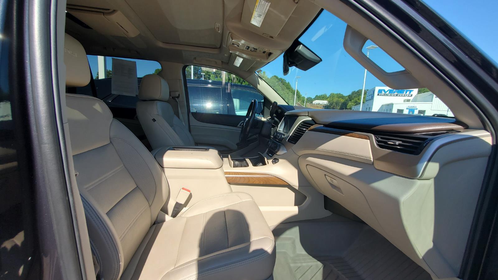 2020 Gmc Yukon Denali photo 3