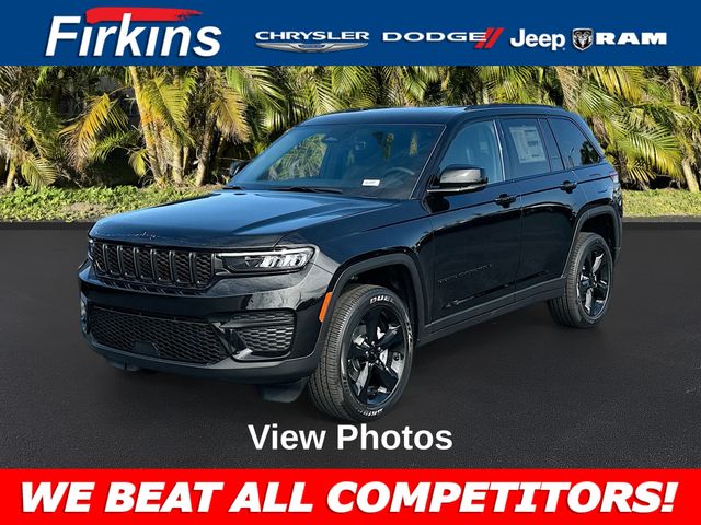 2025 Jeep Grand Cherokee Altitude's photo