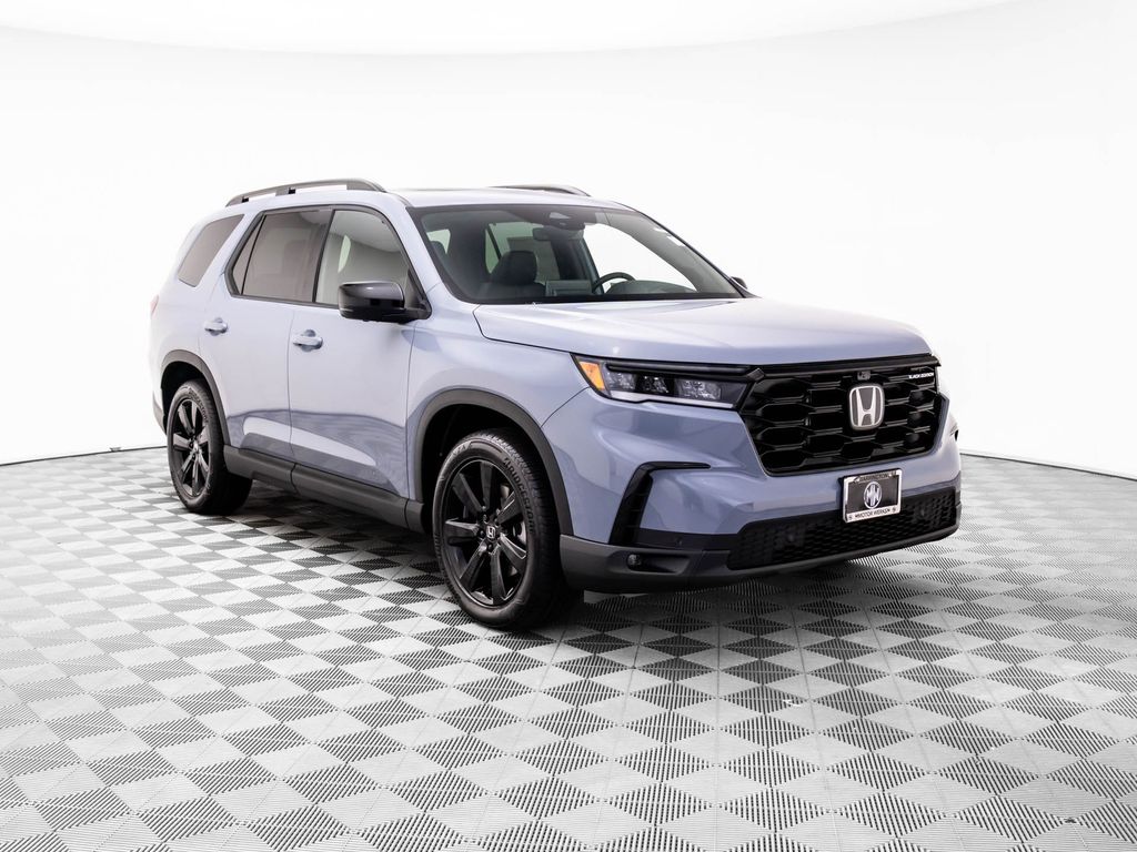 2025 Honda Pilot Black Edition photo 6