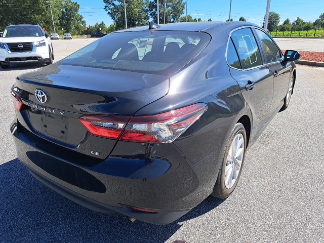 2023 Toyota Camry LE photo 9