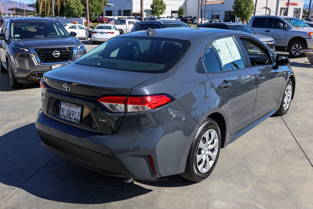 2024 Toyota Corolla LE photo 3