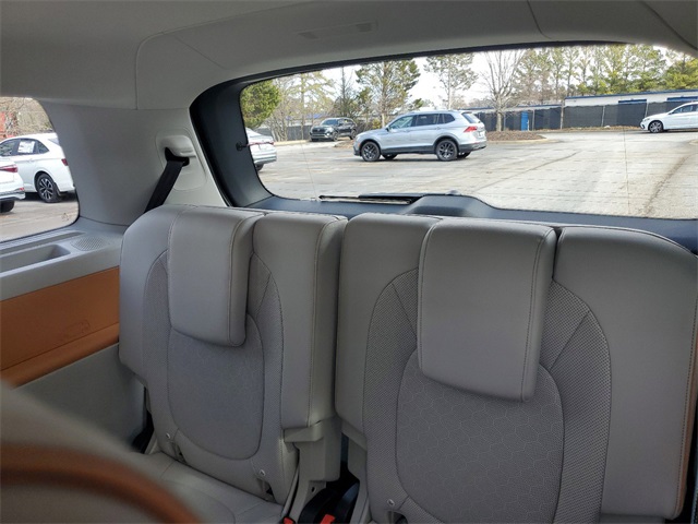 2025 Volkswagen ID. Buzz photo 9