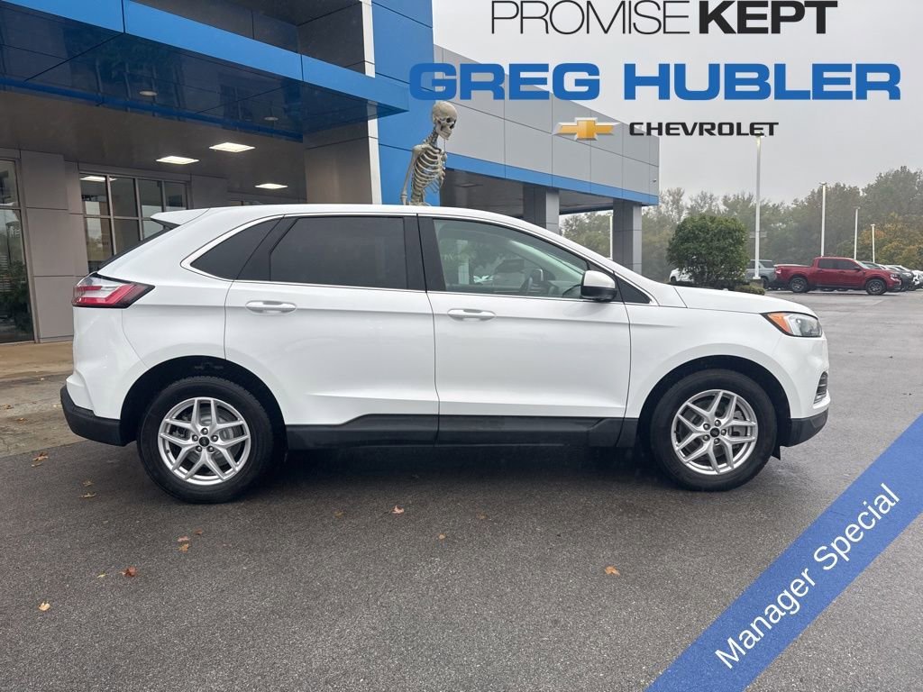 2023 Ford Edge SEL photo 2
