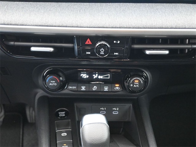 2026 Nissan Kicks SV photo 4