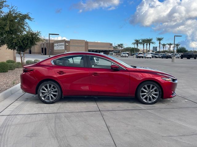 2025 Mazda Mazda3 Preferred photo 2