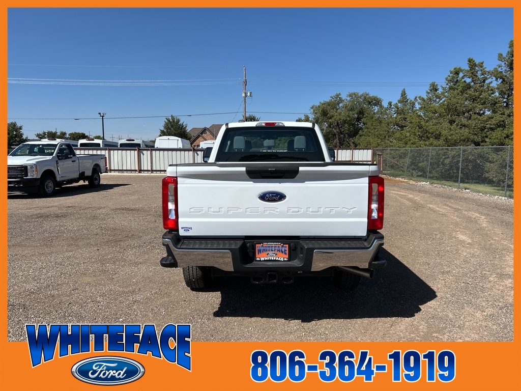 2026 Ford F-350 photo 4