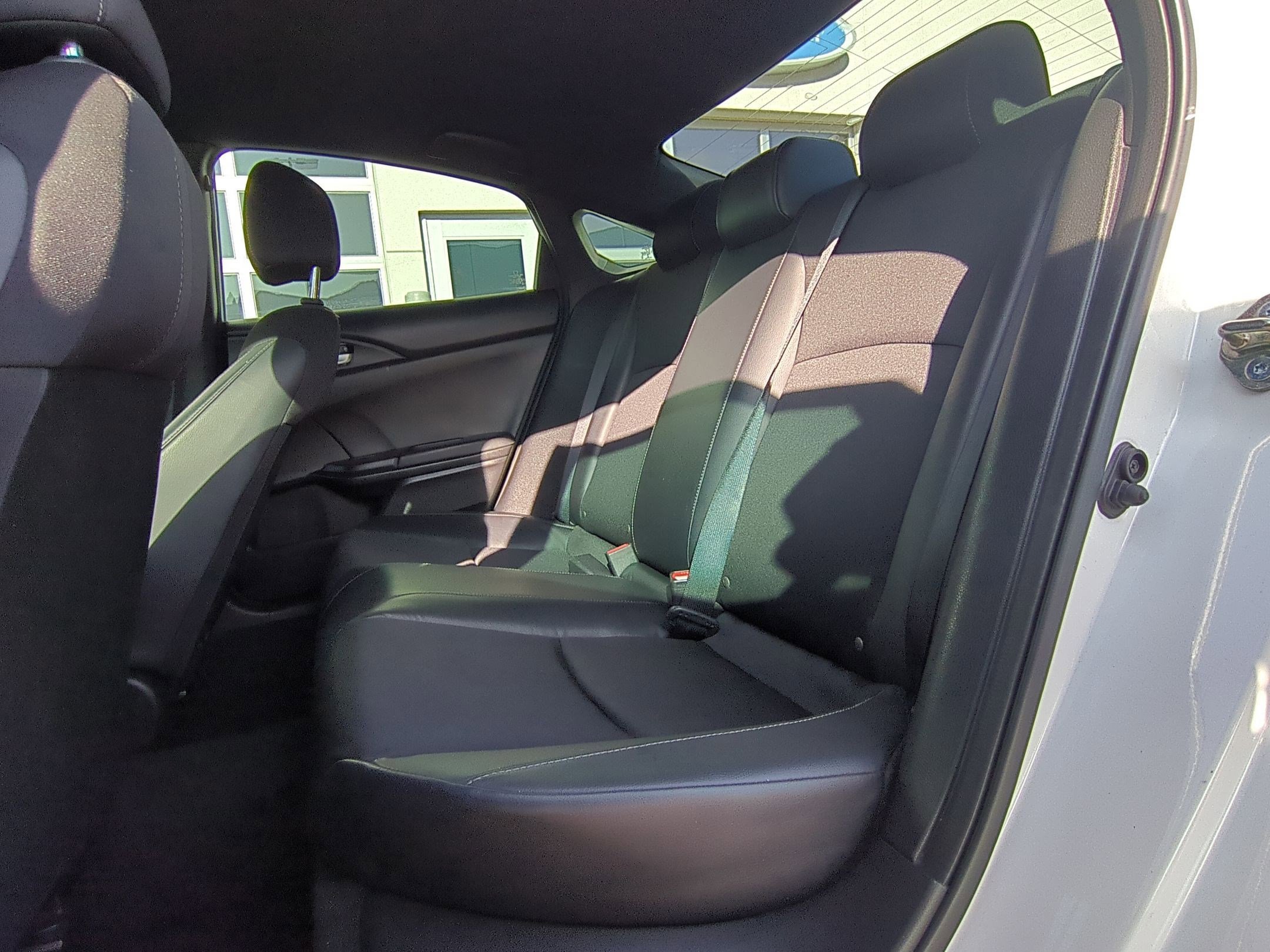 2020 Honda Civic Sport photo 26