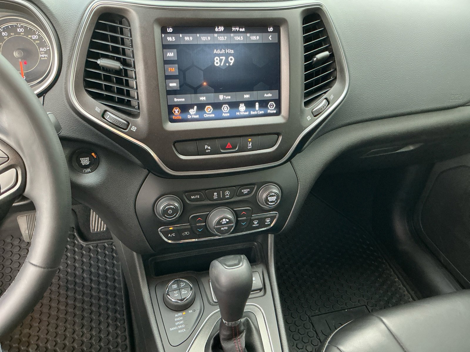 2021 Jeep Cherokee Trailhawk photo 21