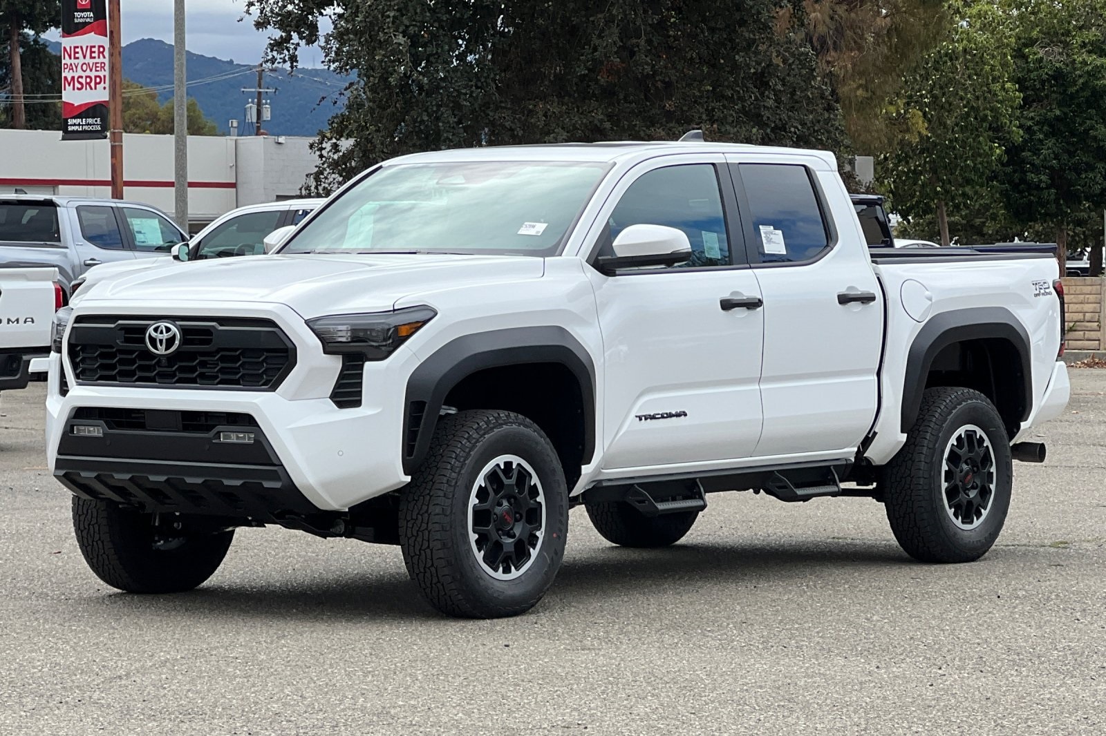 2025 Toyota Tacoma TRD Off-Road 4x4 Double Cab photo 2