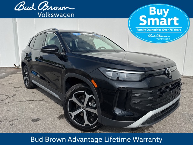 2025 Volkswagen Tiguan SE's photo