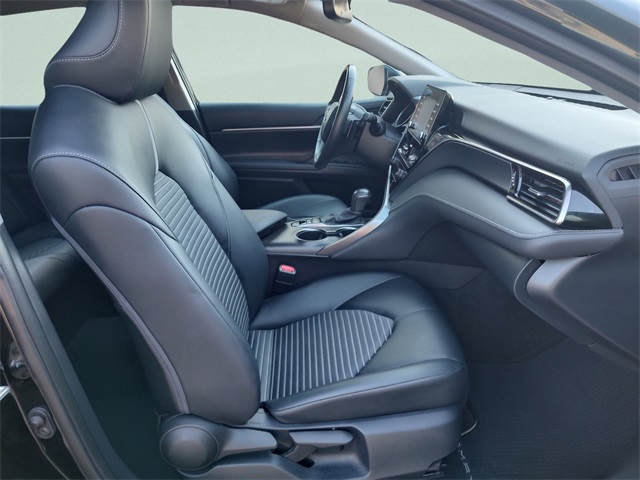 2023 Toyota Camry Hybrid SE photo 8