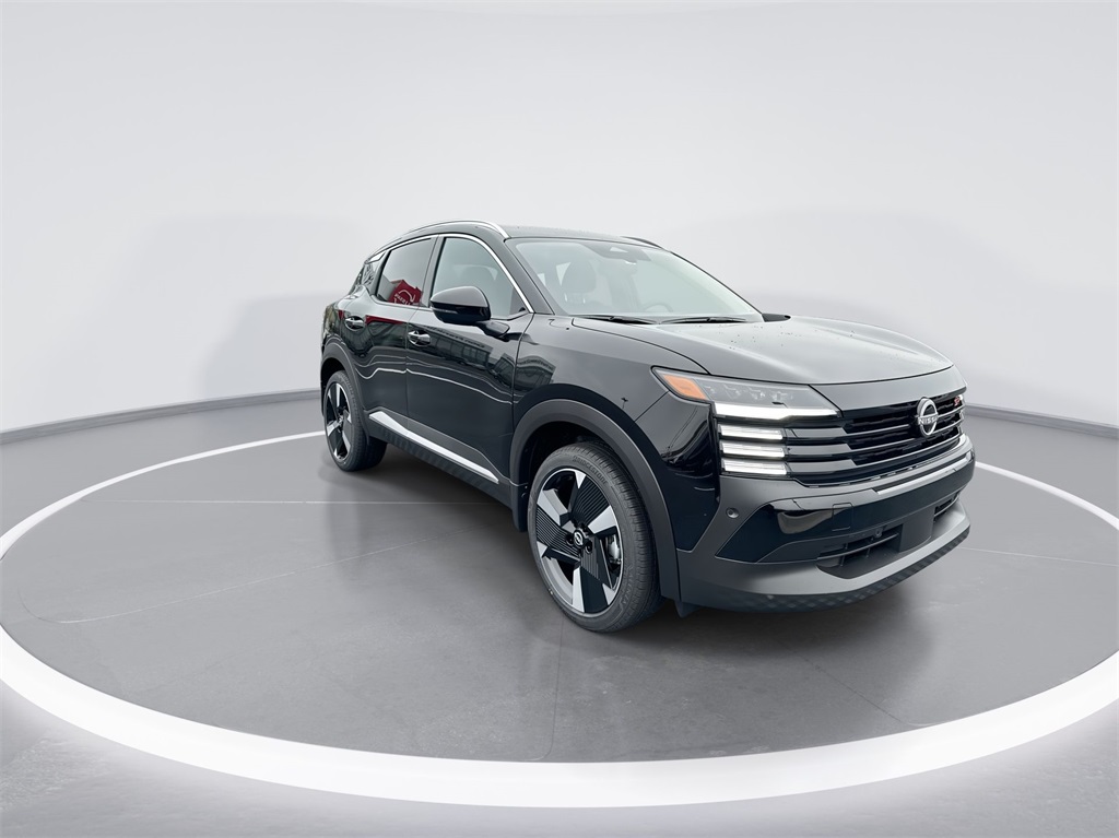 2025 Nissan Kicks SR photo 2