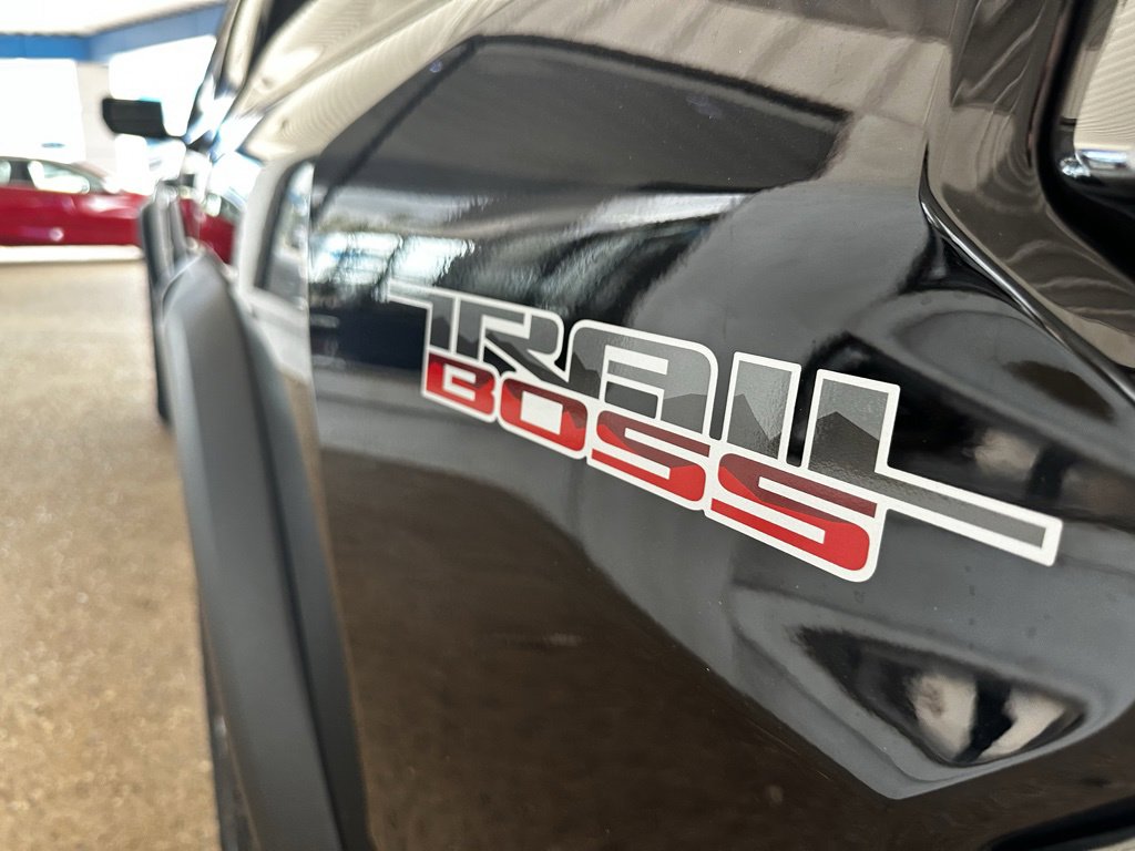 New 2024 Chevrolet Colorado Trail Boss Crew Cab in Chickasha R1177503