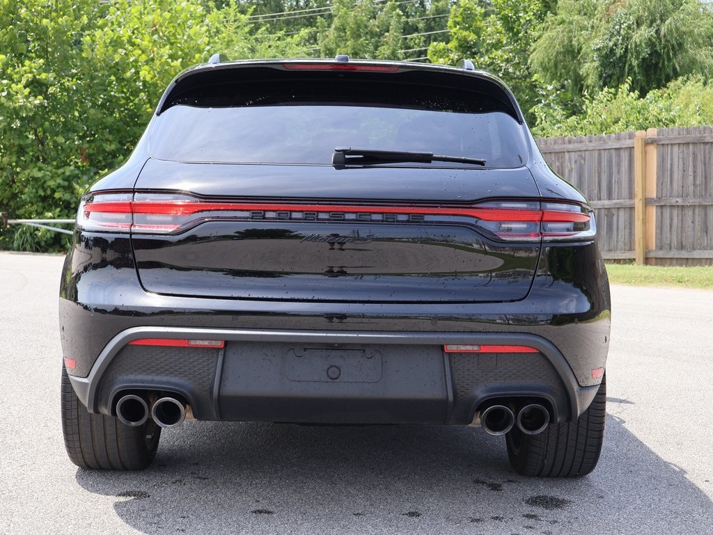2024 Porsche Macan S photo 3