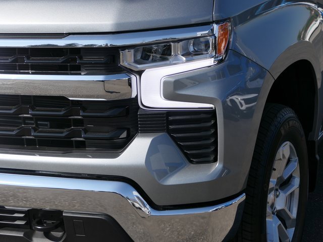 2025 Chevrolet Silverado 1500 LT photo 11