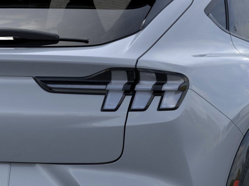 2025 Ford Mustang Mach-E Premium photo 18