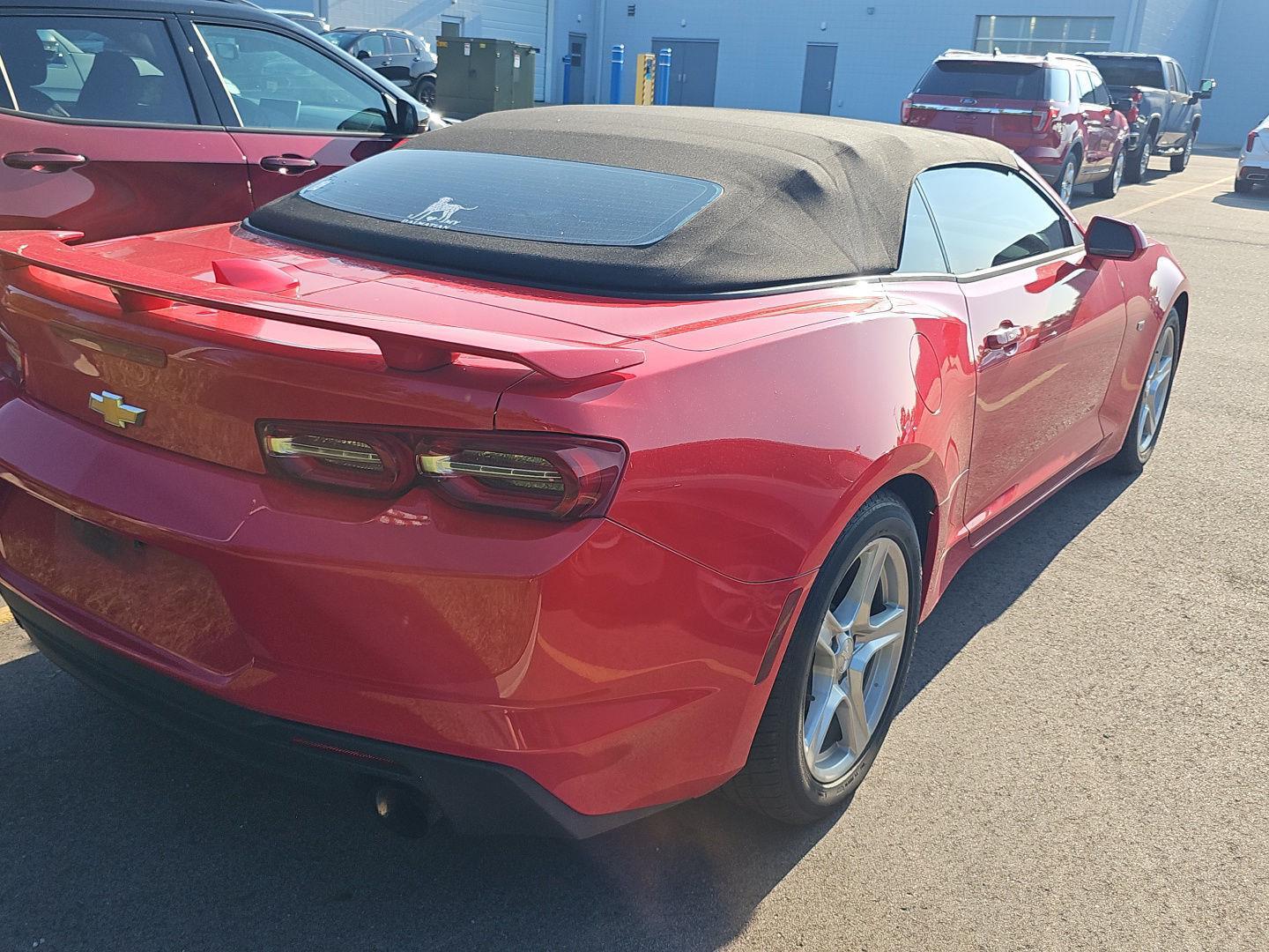 2019 Chevrolet Camaro 1LT photo 3