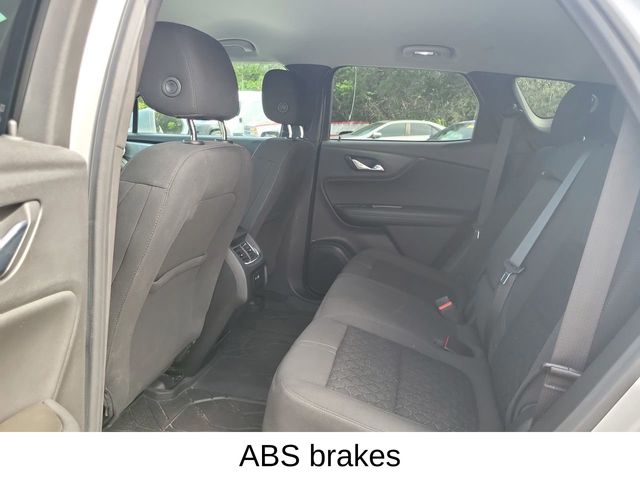 2020 Chevrolet Blazer 2LT photo 14
