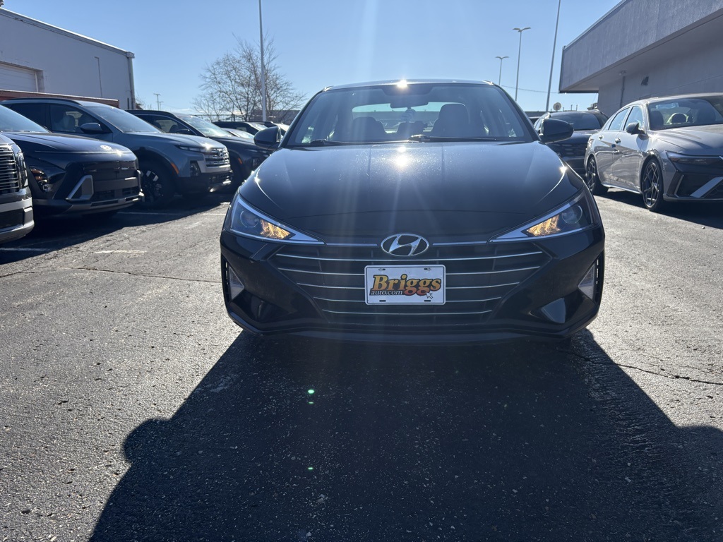 Used 2019 Hyundai Elantra SE with VIN 5NPD74LF8KH492268 for sale in Kansas City