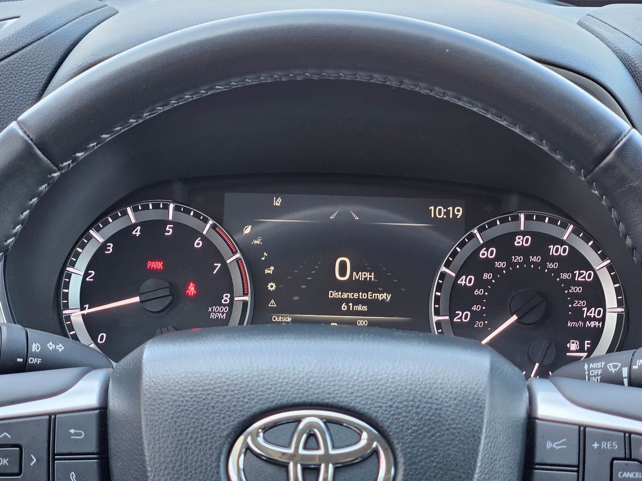2024 Toyota Highlander XLE photo 16