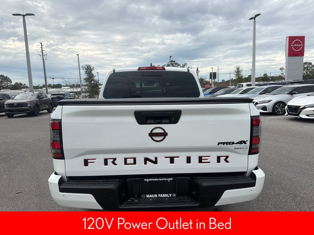2023 Nissan Frontier PRO-4X photo 4