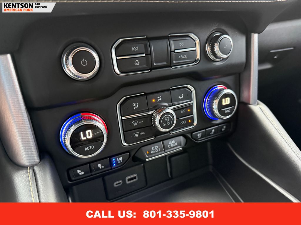 2024 Gmc Yukon SLT photo 27