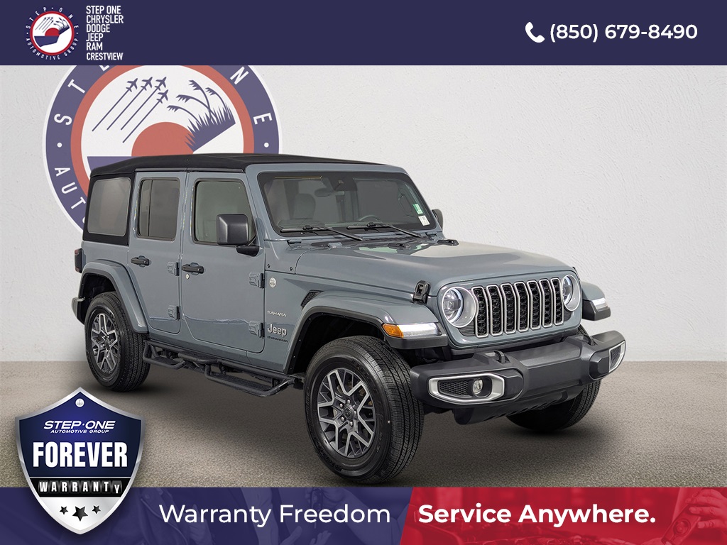 2024 Jeep Wrangler 4-Door Sahara's photo