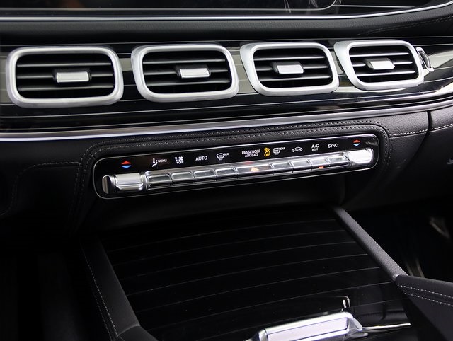 2025 Mercedes Benz GLE 350 4MATIC photo 25