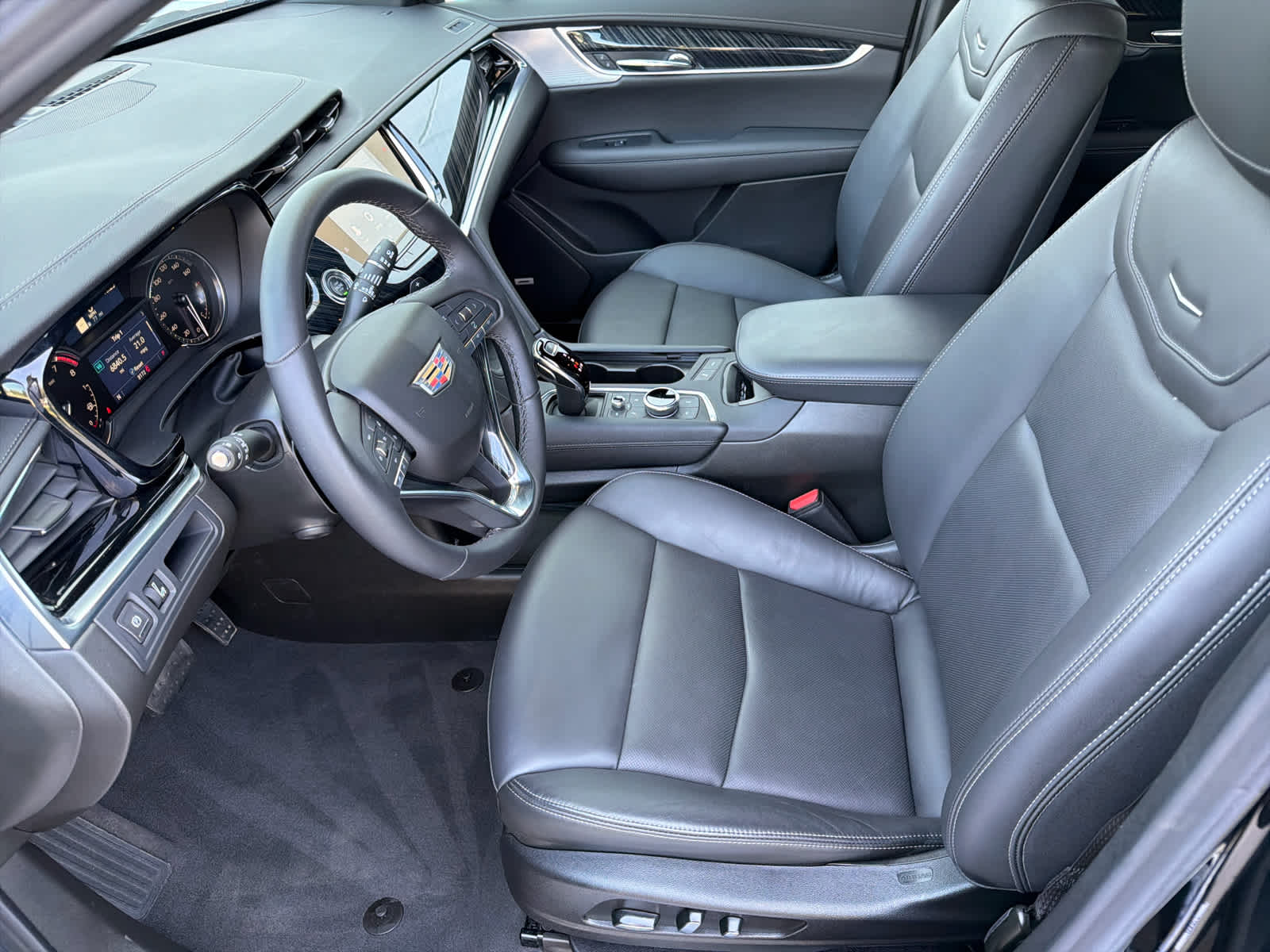 2025 Cadillac XT6 Premium Luxury photo 9