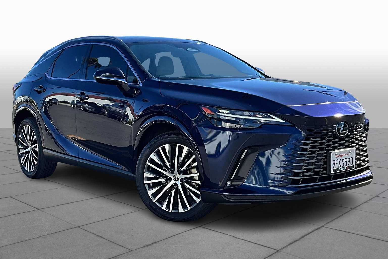 2023 Lexus RX Premium photo 2