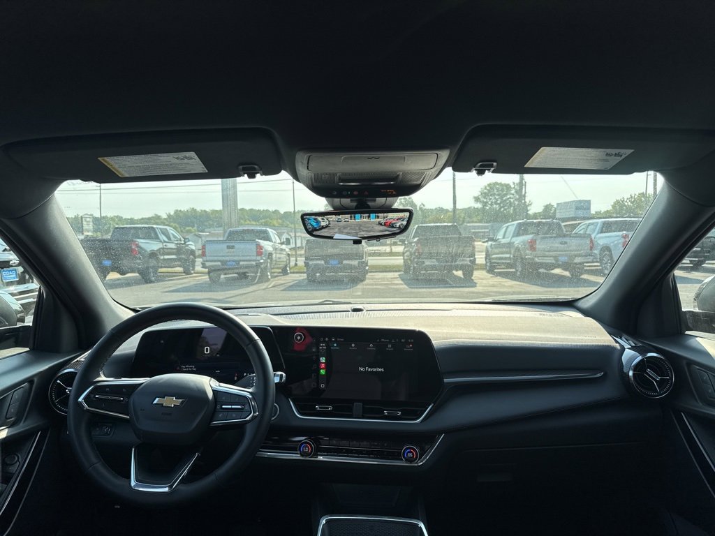 2025 Chevrolet Equinox LT photo 16