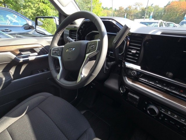 2026 Chevrolet Silverado RST photo 10