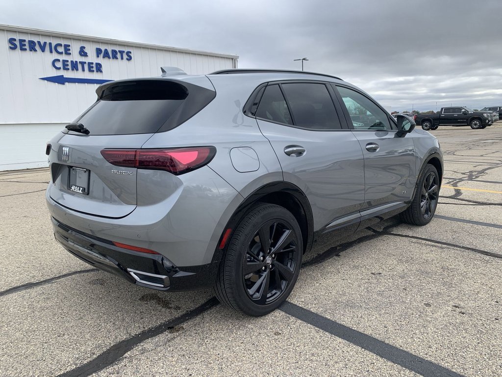 2025 Buick Envision Sport Touring photo 3