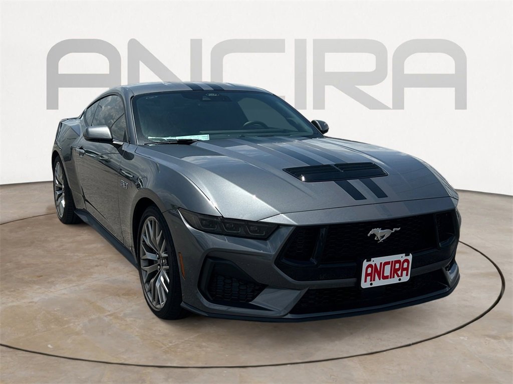 2025 Ford Mustang GT Premium photo 3