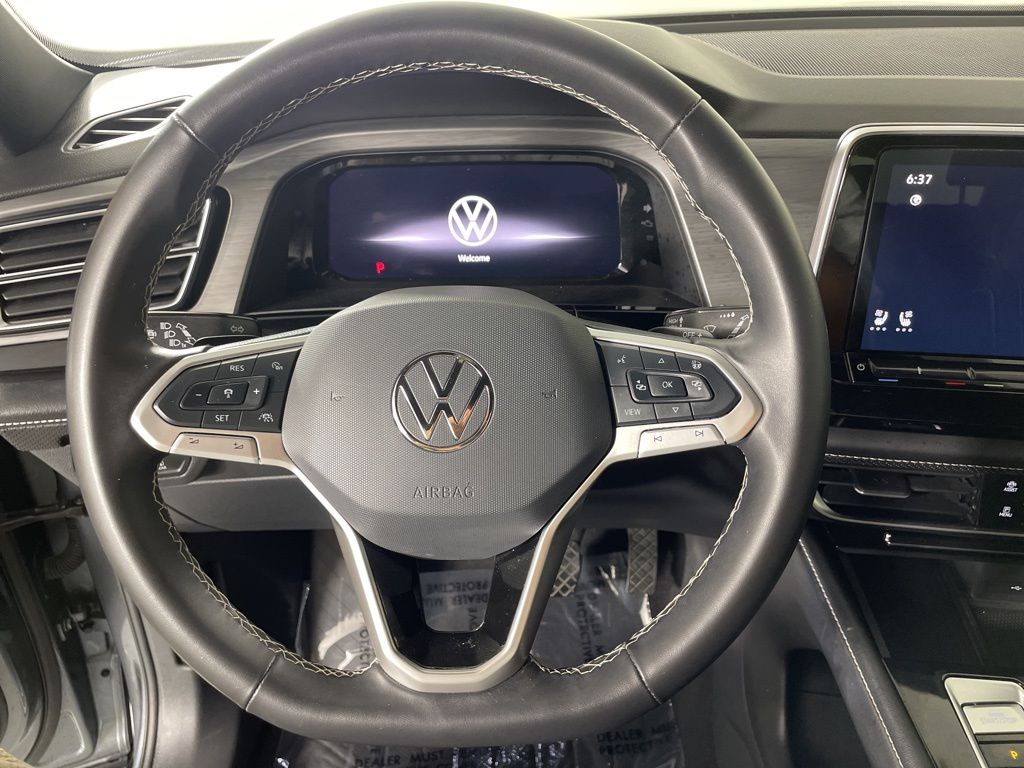 2024 Volkswagen Atlas Cross Sport SE Technology photo 24