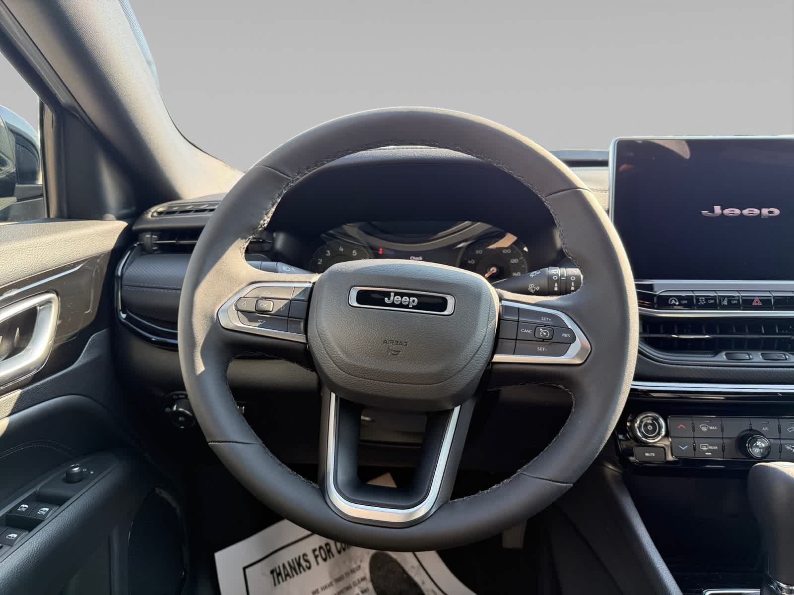 2026 Jeep Compass Latitude Altitude photo 12