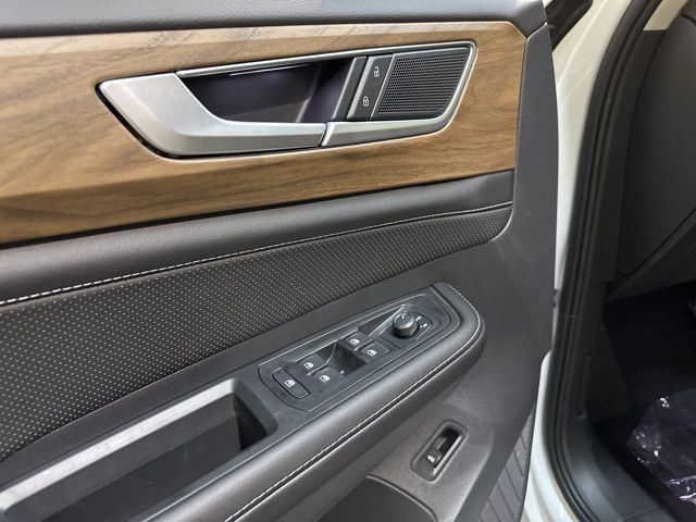 2026 Volkswagen Atlas SE Technology photo 10