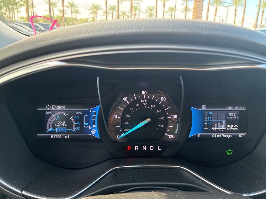 2016 Ford Fusion Energi Titanium photo 7