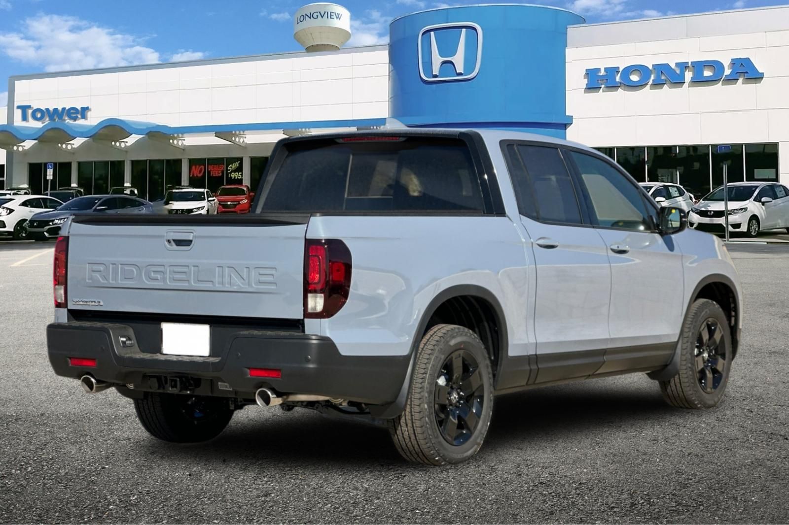 2025 Honda Ridgeline Black Edition photo 2